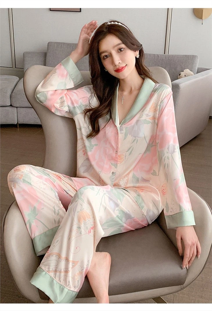 Custom New Silk Ins Style Home Wear Pajamas For Women
